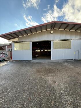 Foto - Geschlossene Lagerhalle Mitteltal Gewerbegebiet zu vermieten.