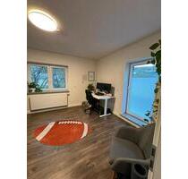 Helle, moderne 4-ZKB Wohnung mit Balkon in Wustweiler - Merchweiler