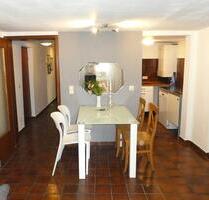 Möblierte 2 Zi-Wohnung in der Esslinger Altstadt, zentral und ruhig, Gartennutzung - Esslingen am Neckar