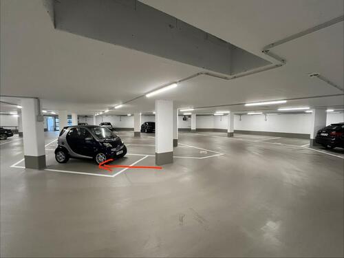 Foto - Neubau-Tiefgaragenstellplatz: Ebenerdig, Sicher & Wallbox-ready!