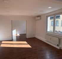 Große 3,5-Zimmer Stadt-Wohnung - 1.390,00&nbsp;EUR Kaltmiete, ca.&nbsp; 100,00&nbsp;m&sup2; in Sindelfingen (PLZ: 71063)