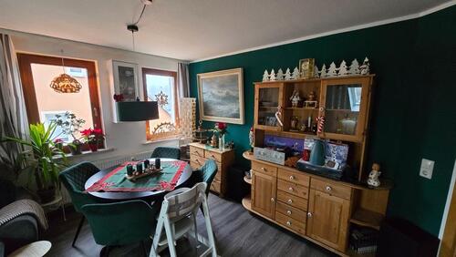 Foto - 3,5 Zimmer-Familienwohnung mit Einbauküche & Garten zur Mitbenutz