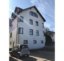 Vermiete schöne 2 Raum-Wohnung - 460,00&nbsp;EUR Kaltmiete, ca.&nbsp; 47,70&nbsp;m&sup2; in Waltershausen (PLZ: 99880)