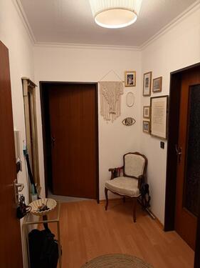 Foto - 2 - Zimmer Wohnung 80㎡ - 820,00&nbsp;EUR Kaltmiete, ca.&nbsp; 80,00&nbsp;m&sup2;