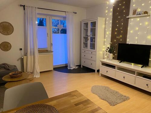 Foto - Frisch renovierte, moderne 2 Zimmer Wohnung zu vermieten
