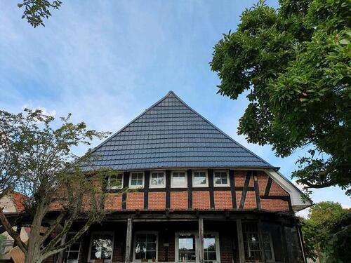 Foto - Großes Wohnhaus zu vermieten - 1.400,00&nbsp;EUR Kaltmiete, ca.&nbsp; 380,00&nbsp;m&sup2;