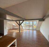 Helle 4-Zimmer-Wohnung mit Garten, Balkon in Ermreuth - Neunkirchen am Brand