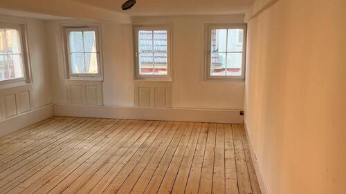 Foto - 3,5 Zimmer Altbau Whg komplett renoviert, Nähe Kaufland, Zentrum