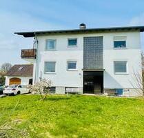 Mehrfamilienhaus mit Einliegerwohnung und Pferdehaltung - Immenhausen