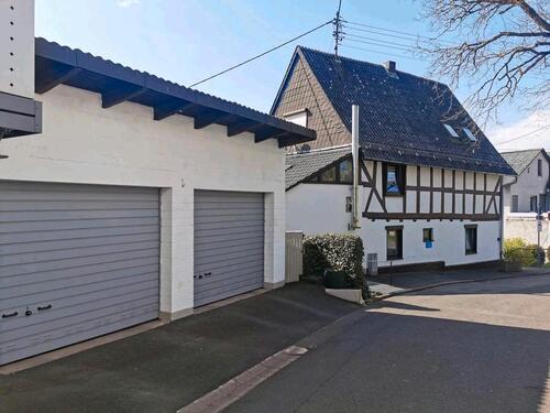 Foto - 7 Zimmer Einfamilienhaus zum Kaufen in Biebertal