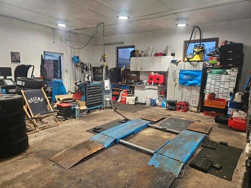 Foto - GarageStellplatzLagerflächeWerkstatt