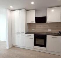 Schöne 2,5 Zimmer Wohnung mit Küche - Ruhstorf an der Rott