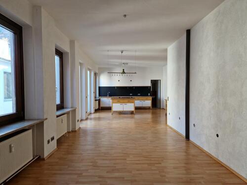 Foto - Schöne, helle 4-Zimmer-Maisonette-Wohnung mit Küche in der Innenstadt