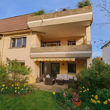 Foto - Erdgeschosswohnung mit Terrasse und Garten