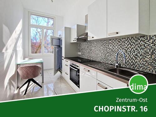 Foto - Teilmöblierte City-Whg. mit Süd-Balkon zum Hof, Tageslichtbad, Einbauküche, Stellplatz usw.