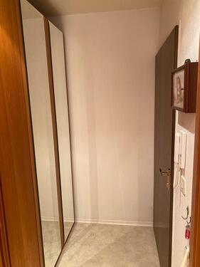 Foto - 2 Zimmer Dachgeschoßwohnung zur Miete in Wiesbaden