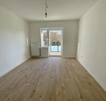Renovierte 2-Zimmer-Wohnung mit Balkon frei! - Rheda-Wiedenbrück