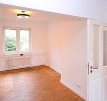 Gepflegtes Bürogebäude - 1.200,00&nbsp;EUR Kaltmiete, ca.&nbsp; 200,00&nbsp;m&sup2; in Burgdorf (PLZ: 31303)