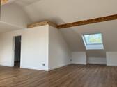 Foto - Helle 2 Zimmer Dachgeschosswohnung Erstbezug nach Renovierung
