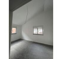 Freistehende 3-Zimmer-Maisonettewohnung auf zwei Etagen - Lampertheim