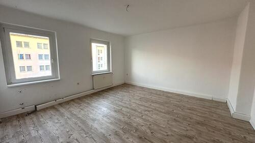Foto - Zentral gelegene 5-Zimmer-Wohnung mit guter Anbindung in Dessau
