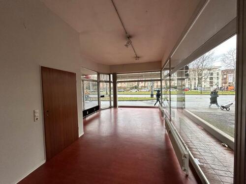 Foto - Ladeneinheit zu vermieten - 1.000,00 EUR Kaltmiete, ca.  56,25 m²