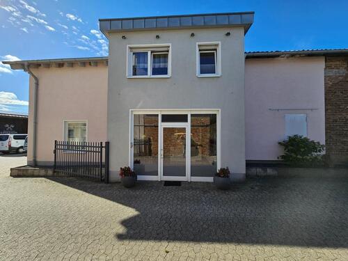 Foto - Repräsentatives Ladenlokal mit Dachterrasse