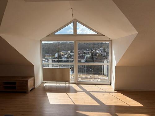 Foto - 1 Zimmer Dachgeschoßwohnung zur Miete in Würzburg