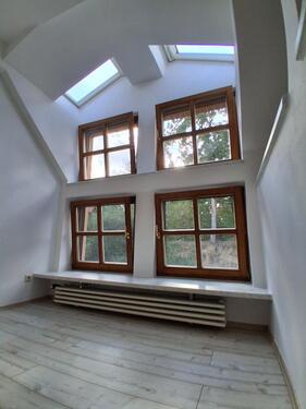 Foto - 5 Zimmer Etagenwohnung zum Kaufen in Halle (Saale)