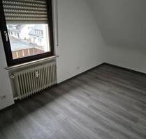 frisch renovierte 3 Zi.-Wohnung in Idar-Oberstein (StruthNeuweg)