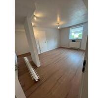 1-Zimmer-Souterrainwohnung – renoviert, zentrale Lage in Waldeck