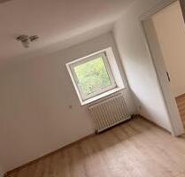 2 WG Zimmer in Rosenheim frei - 550,00&nbsp;EUR Kaltmiete, ca.&nbsp; 90,00&nbsp;m&sup2; in Rosenheim (PLZ: 83022) Innenstadt