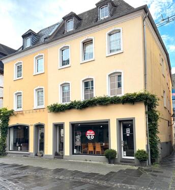 Foto - Gewerbefläche mit großer Schaufensterfront in KO-Ehrenbreitstein