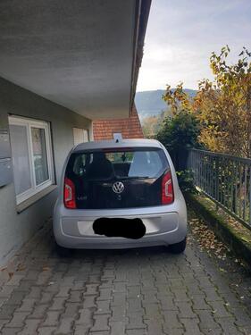 Foto - Parkplatz zu vermieten - 50,00 EUR Miete,