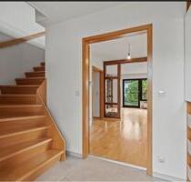 Großzügige 4 - Zimmer Wohnung mit Charme im Grünen - Meckenbeuren