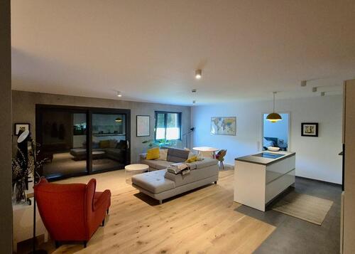 Foto - Luxuriöse 3 Zimmer Wohn. Terrasse Privat Garten in Ans. Stadt