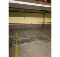 Tiefgaragenstellplatz nähe Uniklinikum - Würzburg Lengfeld