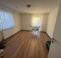 Schöne Helle 5 Zimmer Wohnung - 1.560,00&nbsp;EUR Kaltmiete, ca.&nbsp; 134,00&nbsp;m&sup2; in Dietramszell (PLZ: 83623)