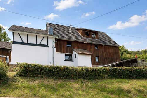 Foto - 5 Zimmer Mehrfamilienhaus, Wohnhaus in Waldbröl
