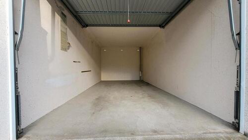 Foto - Garage in Ansbach zu vermieten - 100,00&nbsp;EUR Miete,