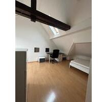 3er WG Neugründung: schöne helle möbilierte Zimmer 17-23qm - Stuttgart Stuttgart-Süd