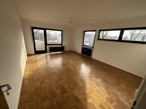 Foto - 2,5 Zimmer Wohnung mit EBK & Balkon in zentraler Lage von Böckingen!