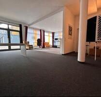 Schick und modern! BüroPraxisAusstellungGewerbe - Wiggensbach