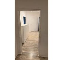 4 Raum Wohnung nur mit WBS - 828,00&nbsp;EUR Kaltmiete, ca.&nbsp; 92,00&nbsp;m&sup2; in Berlin (PLZ: 12623) Treptow-Köpenick