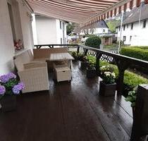 Großzügiges Zweifamilienhaus mit Traumgarten in Finnentrop