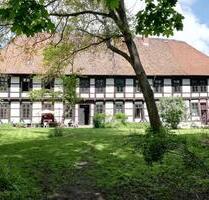 Geräumige 4-Zimmer-Wohnung, idyllisch gelegen in der Burg Campen - Lehre