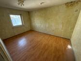 Foto - Einfache 2-Zimmer-Wohnung in Rödental mit Einbauküche – ideal für