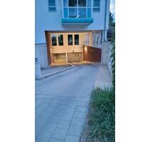 Duplex-Stellplatz (unten) in Regensburg Nähe DEZ