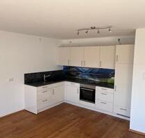 Helle 2 Zimmer Wohnung mit Balkon in Pösing - Cham