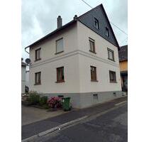 Tolle Eigentumswohnung 126 m² mit sehr großem Grundstück nutzen - Kastellaun